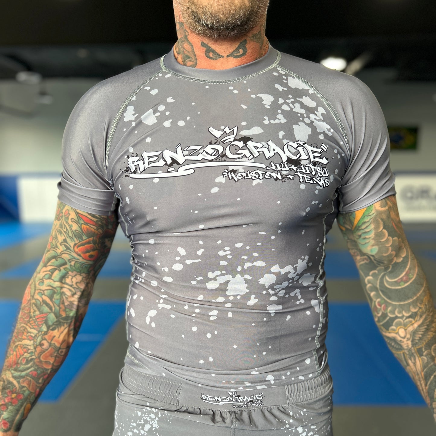 Graffiti Drip Rash Guard - Gray